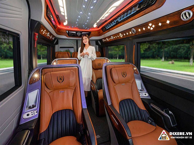 Dòng xe limousine 9 chỗ Dcar Luxury được yêu thích nhất 2023
