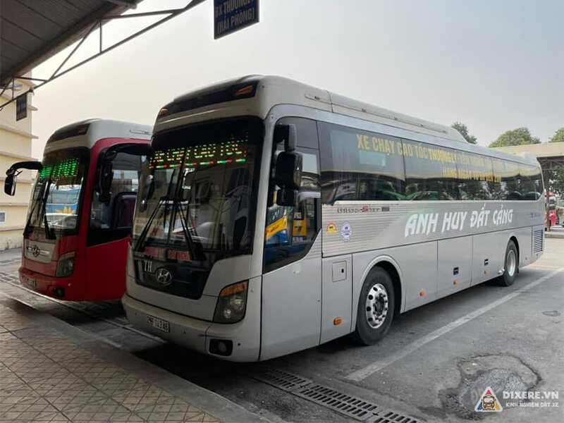 Xe khách Hà Nội Hải Phòng chạy đường cao tốc Anh Huy Đất Cảng(Ảnh: anhhuydatcang.vn)