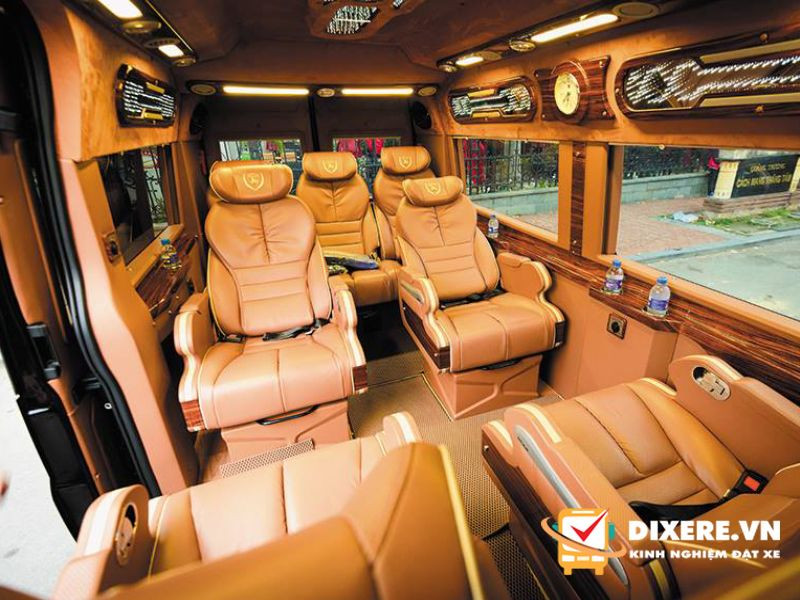 Xe Limousine 9 chỗ đi Đà Lạt 