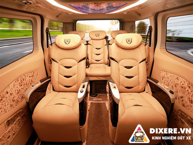 Tiện ích cao cấp đầy đủ có trên dòng xe Limousine mang lại trải nghiệm dịch vụ đẳng cấp nhất cho khách hàng