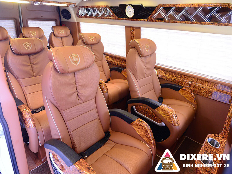 Nội thất xe Hữu Bình Limousine - Nhà xe chuyến tuyến Hà Nội Lào Cai bọc da cao cấp cùng đẩy đủ tiện nghi cao cấp Nội thất xe Hữu Bình Limousine - Nhà xe chuyến tuyến Hà Nội Lào Cai bọc da cao cấp cùng đẩy đủ tiện nghi cao cấp