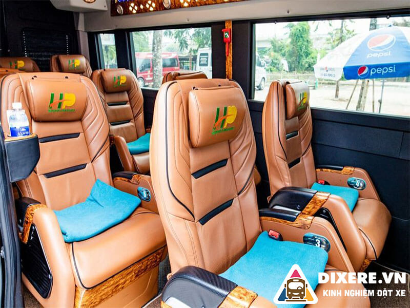 Nội thất xe Limousine Hoàng Phú - Chuyên tuyến Hà Nội Lào Cai Sapa với nội thất đầy đủ tiện ích cao cấp chất lượng