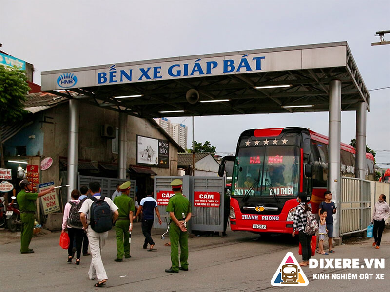 Bến xe Giáp Bát một trong những Bến xe lớn nhất tại Hà Nội