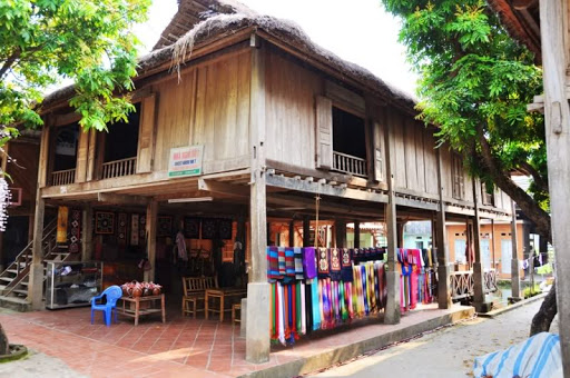 Tour Môc Châu Mai Châu 2 ngày 1 đêm của Sinhcafe.